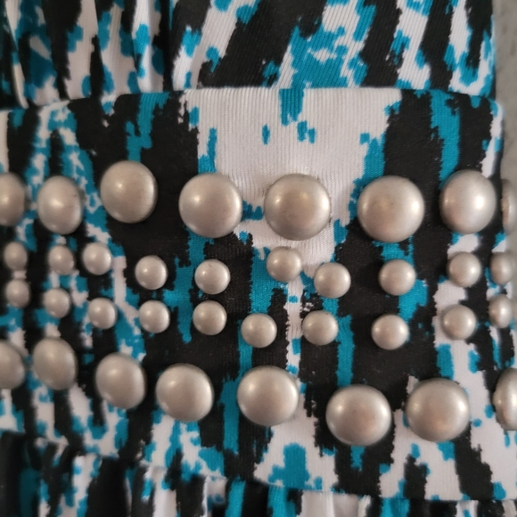 Dress 👗 - Picture 5 of 8